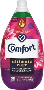 Comfort Ultimate Care Fuchsia Passion Ultra-Concentrated Fabric Conditioner bottle made of 100% recycled plastic* for complete clothes protection 58 washes (870 ml)