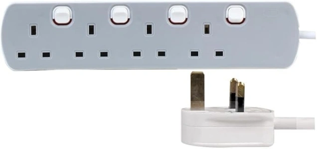 PRO ELEC PELB1765 4 Gang Individually Switched Extension 1m, Grey, 4 Socket