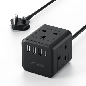 PD20W Extension Lead with 4 USB Slots, 4 Way ((13A/3250W) Multi Plug Extension Cable, UK Desktop Power Strip with Multi Socket, 1.5M Extension Cords for Home Office Travel Black